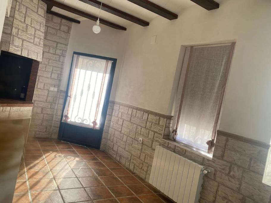 Agradable Casa Con Chimenea Interior Y Barbacoa. Vila Graja de Iniesta Exterior foto