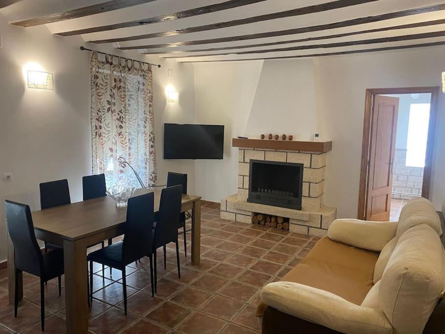 Agradable Casa Con Chimenea Interior Y Barbacoa. Vila Graja de Iniesta Exterior foto